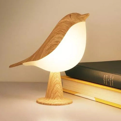 FågelRo™ - En lampa som för natur, ljus och lugn in i ditt hem